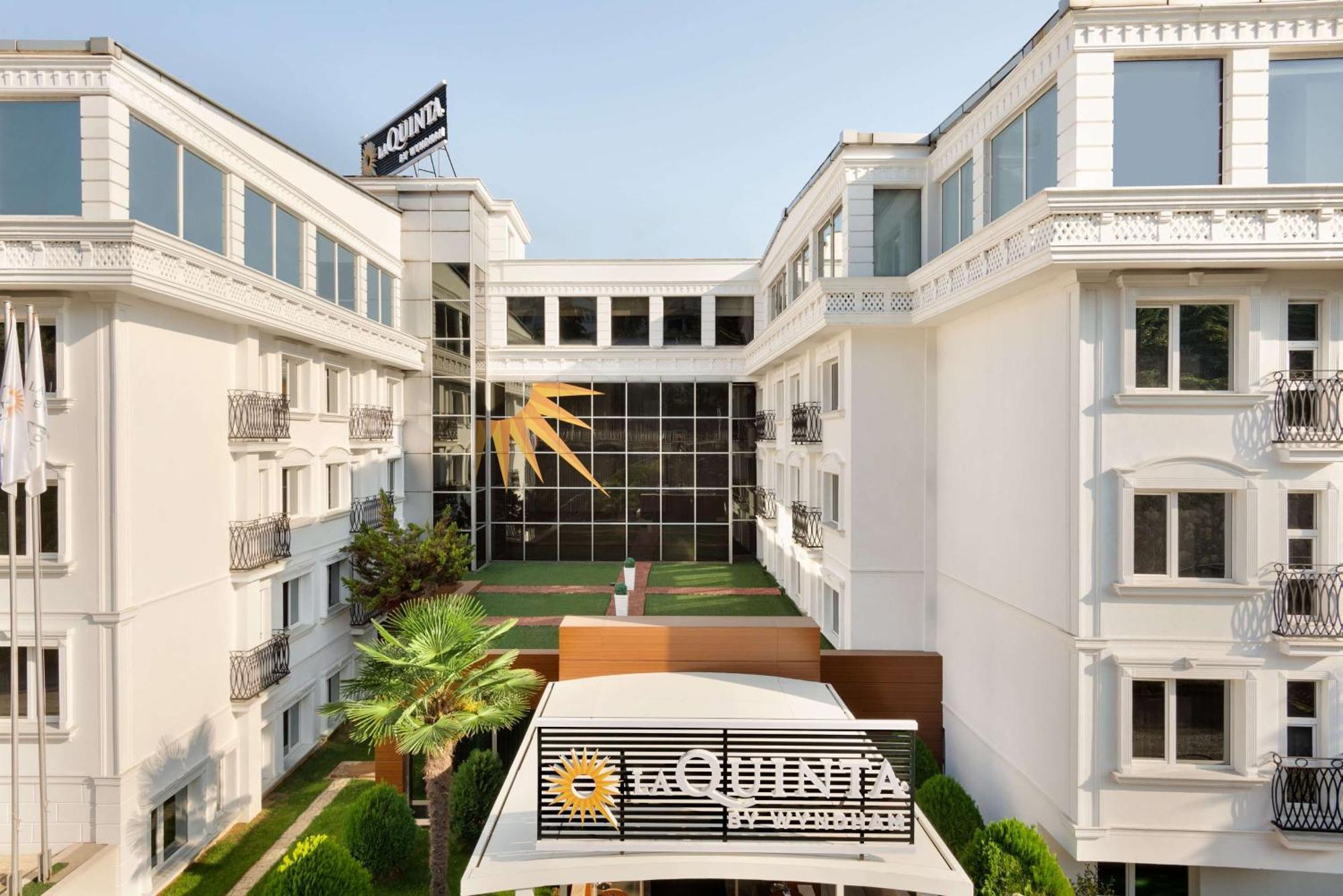 La Quinta By Wyndham Giresun Hotell Eksteriør bilde